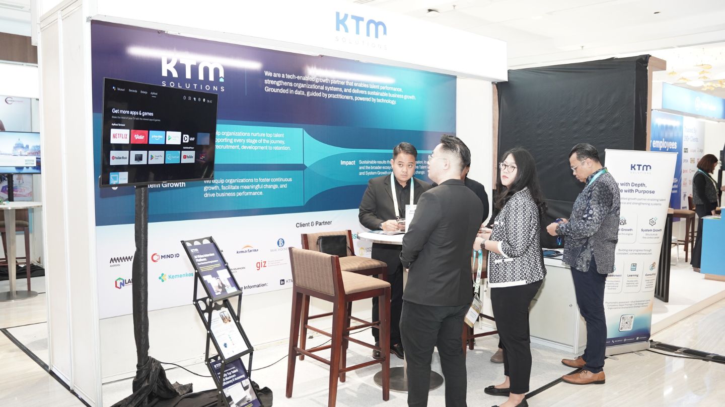 HRDI Summit - Main Hall photo 23