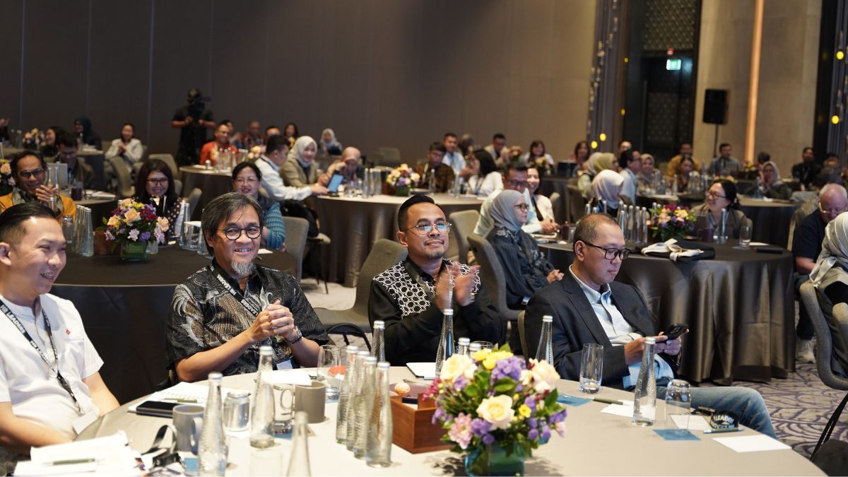 HRDI Summit - Main Hall photo 38